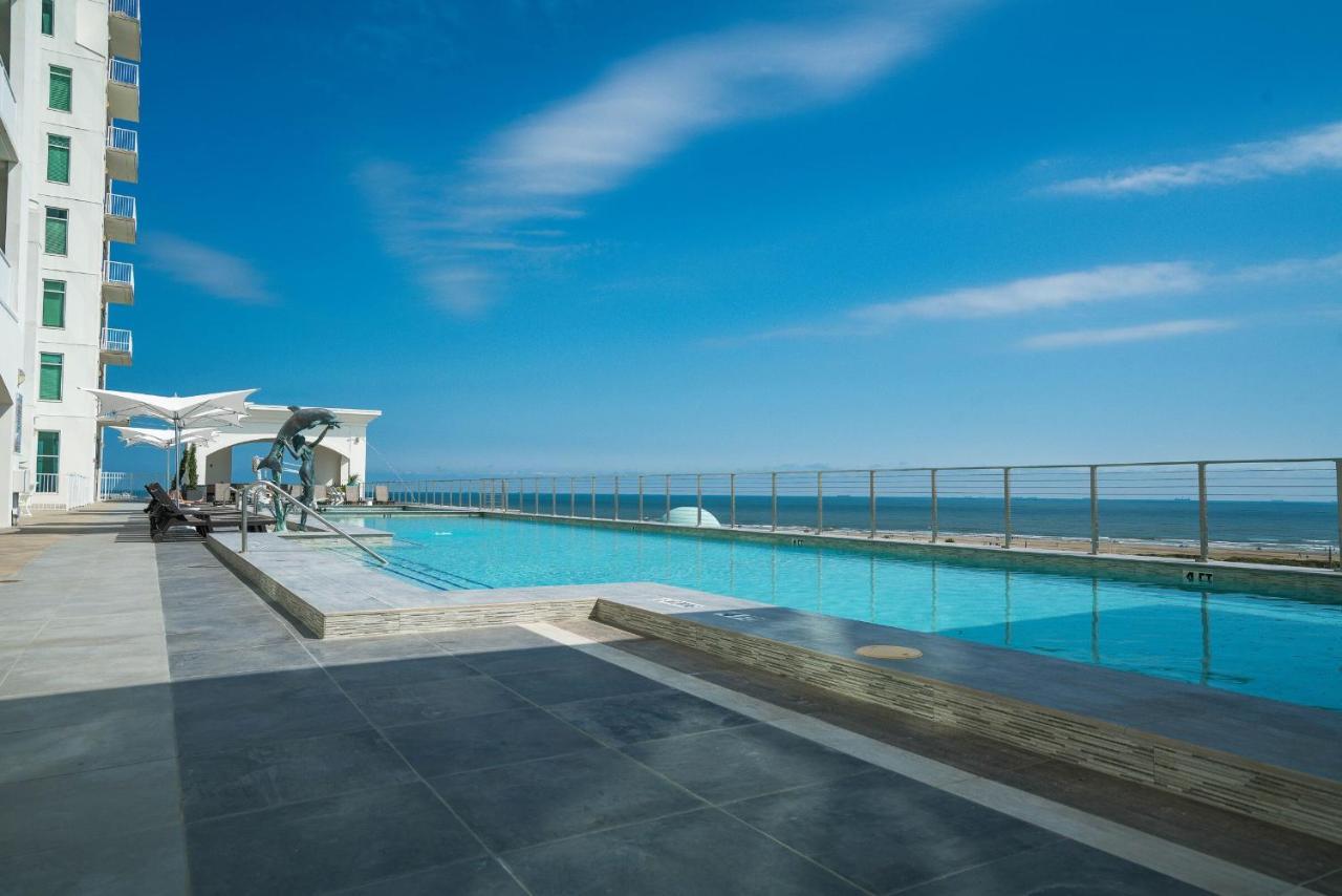 Sea It All Infinity Pool Ocean Views Steps From The Beach - A Perfect Romantic Getaway Lägenhet Galveston Exteriör bild